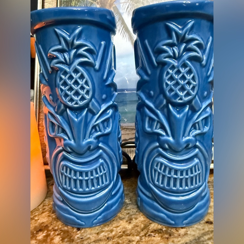 Set of 2 Tommy Bahama Blue Ceramic Tiki Mugs